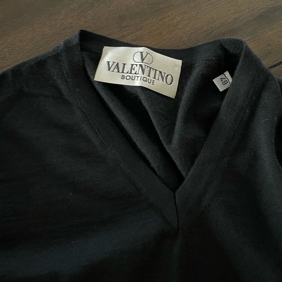 Valentino Boutique 100% Cashmere Shirt - Picture 5 of 5